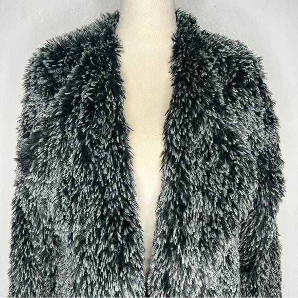 MICHAEL STARS Long Coat Cozy Faux Fur Jacket Gray Black Longline Size Medium - Picture 7 of 16